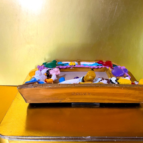 DISNEY STORE EXCLUSIVE VTG 90’s 3-D MICKEY & FRIENDS HAPPY BIRTHDAY PARTY FRAME - Picture 15 of 16